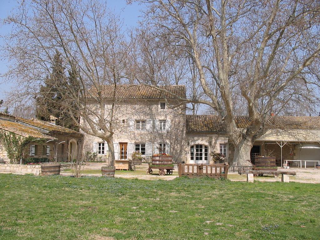 Mas Des Vertes Rives Bed & Breakfast Châteauneuf-de-Gadagne Eksteriør bilde